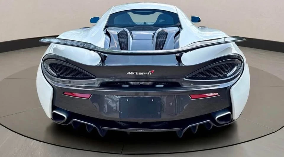 2017 McLaren 570S - Image 7 of 20