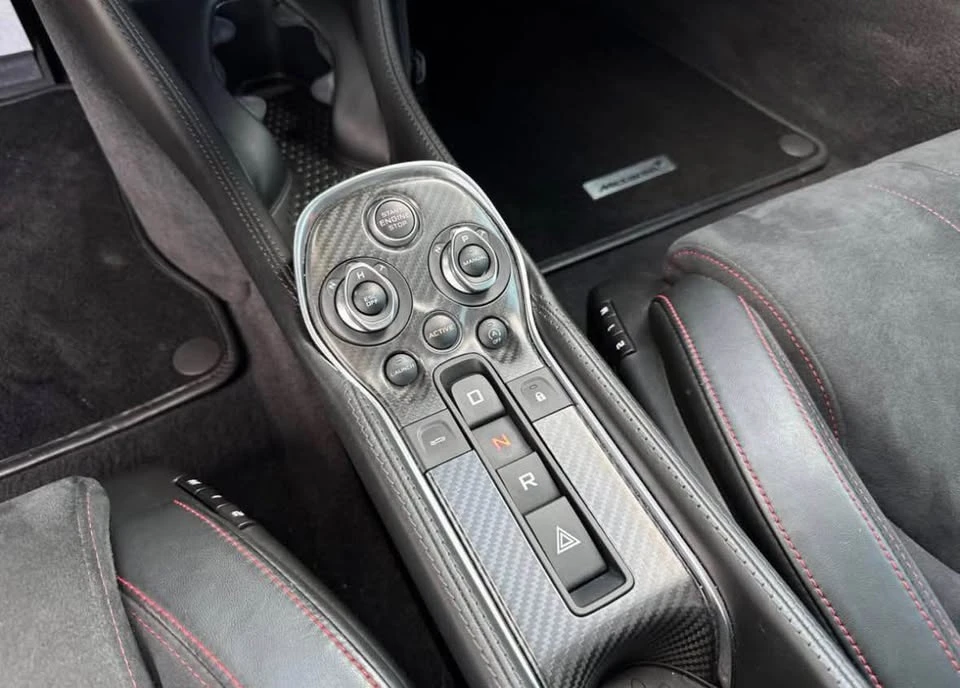 2017 McLaren 570S - Image 16 of 20