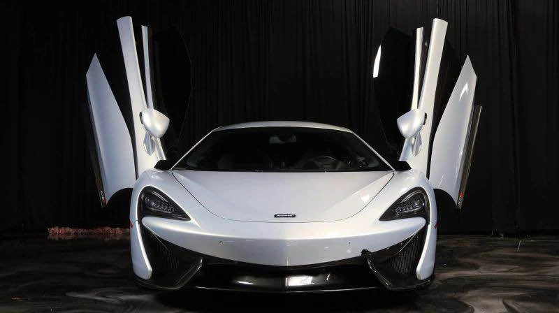 2017 McLaren 570S - Image 9 of 12