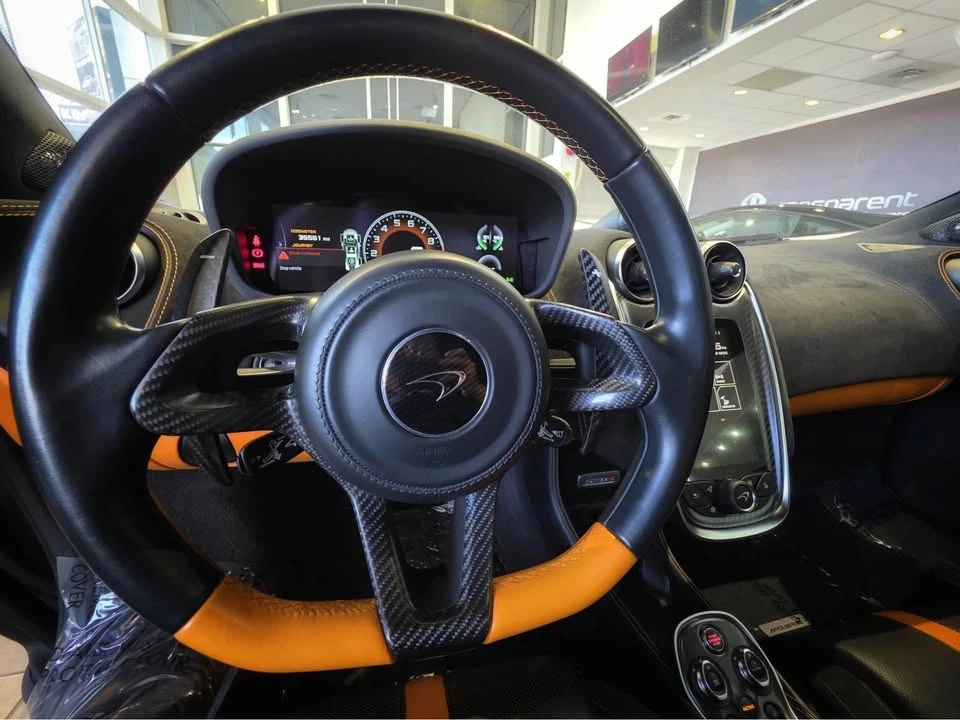 2017 McLaren 570S - Image 7 of 20