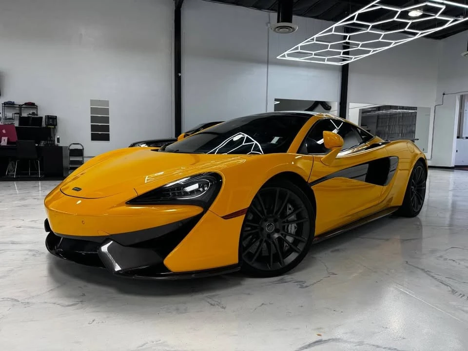 2017 McLaren 570S - Image 3 of 14
