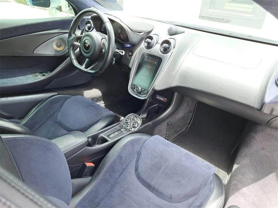 2017 McLaren 570S - Image 11 of 14
