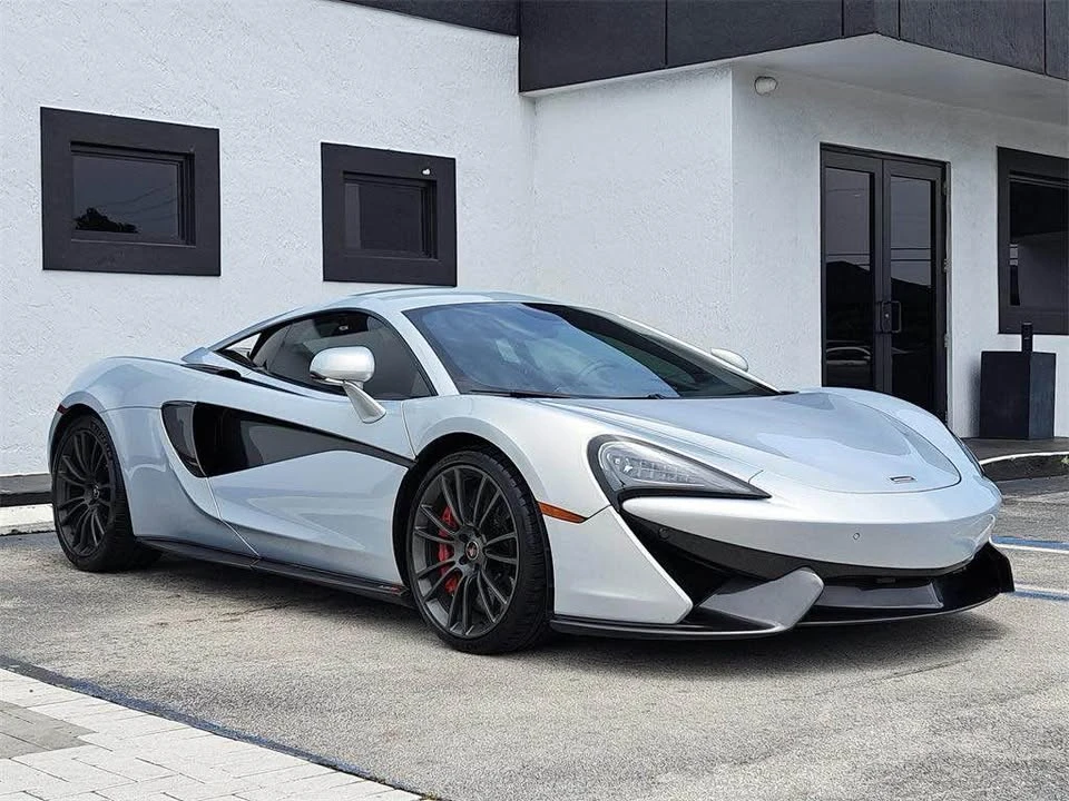 2017 McLaren 570S - Image 4 of 14