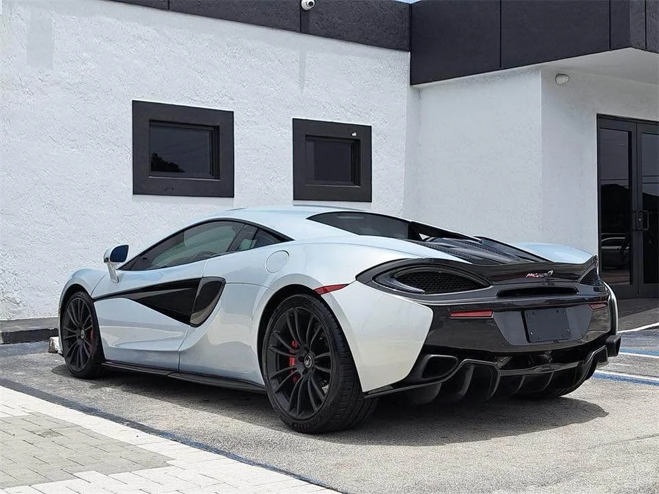 2017 McLaren 570S - Image 3 of 14