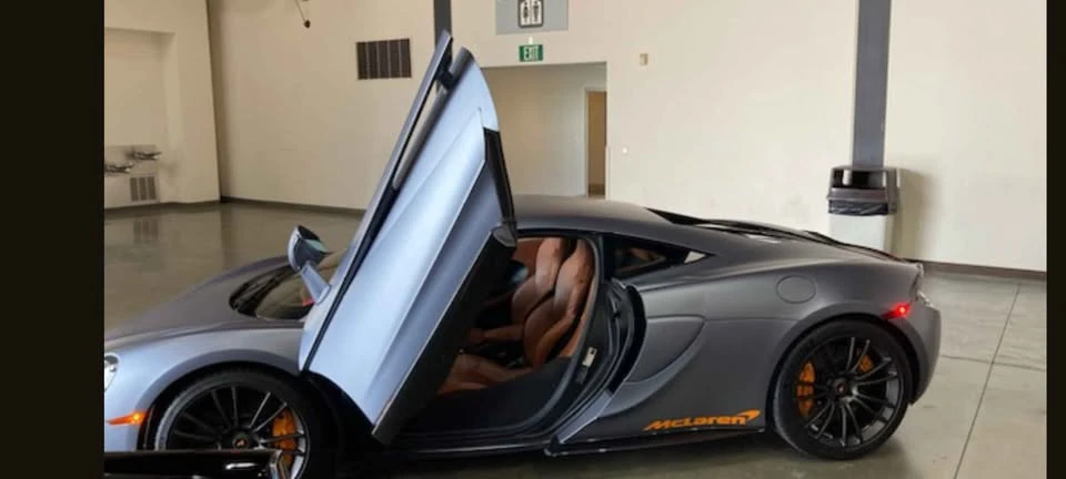 2017 McLaren 570S - Image 3 of 20