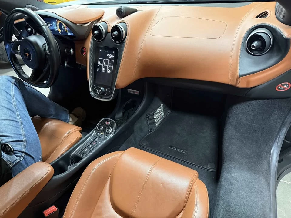 2017 McLaren 570S - Image 20 of 20