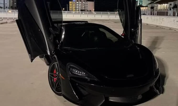 2017 McLaren 570S - Image 6 of 6