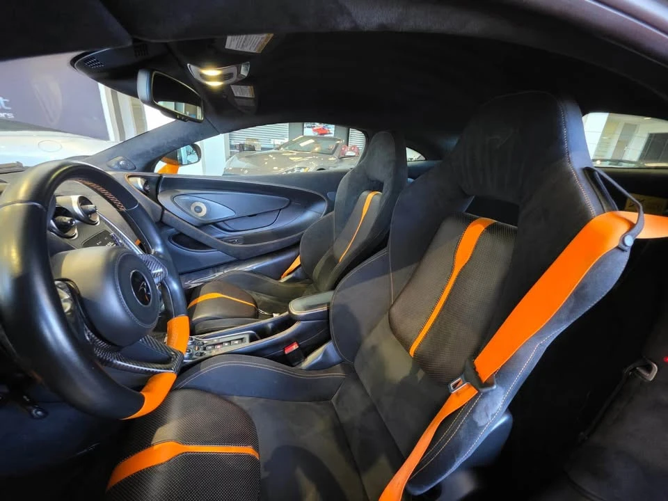 2017 McLaren 570S - Image 13 of 18