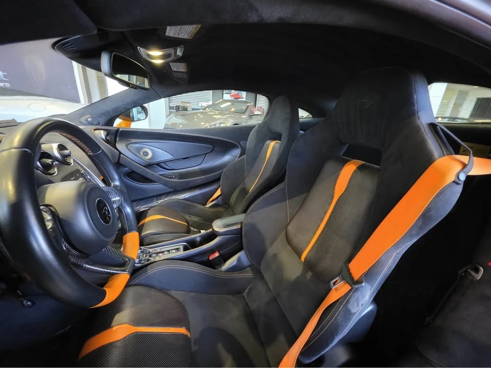 2017 McLaren 570S - Image 12 of 18