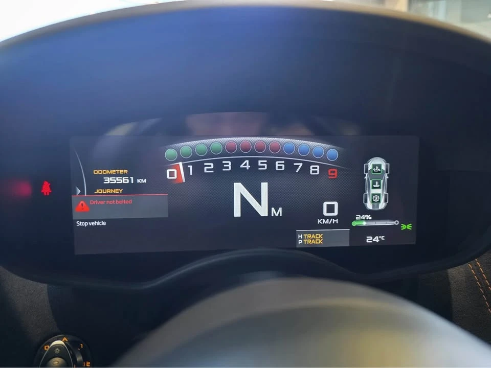 2017 McLaren 570S - Image 7 of 18