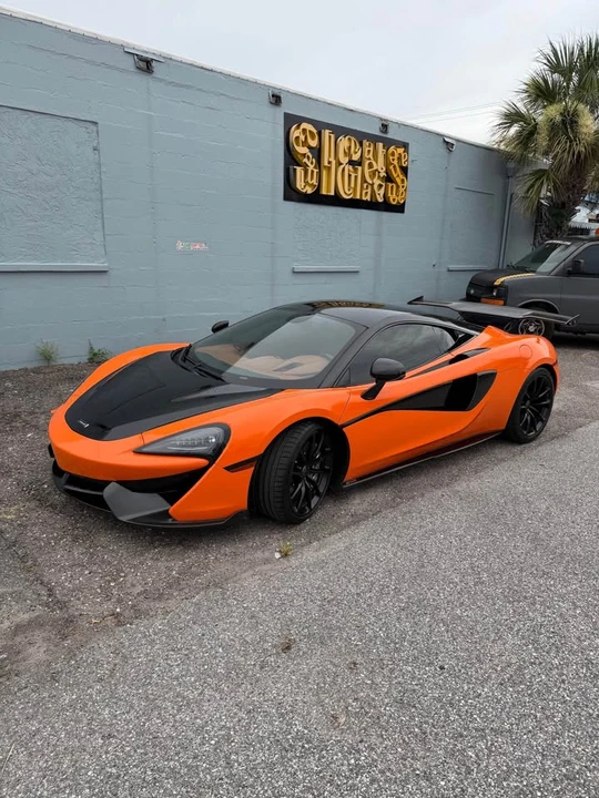 2017 McLaren 570S - Image 8 of 8
