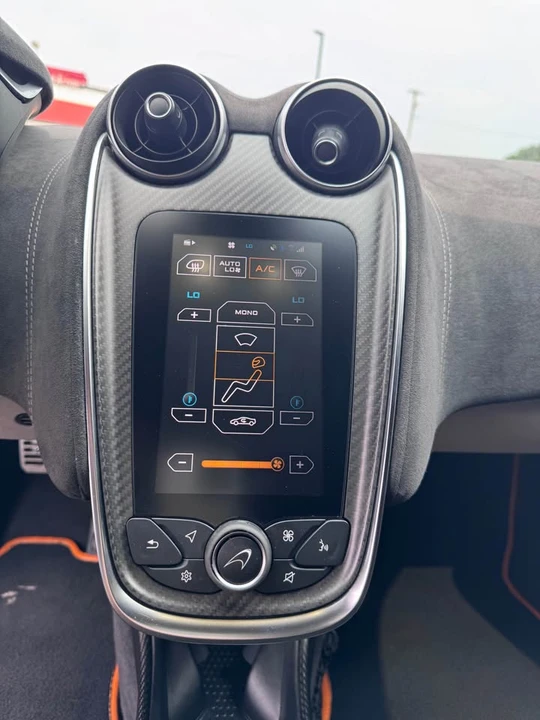 2017 McLaren 570S - Image 12 of 20