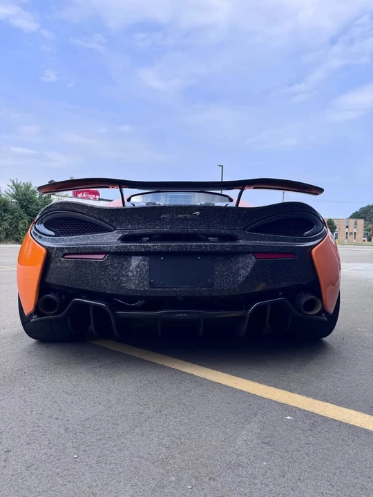 2017 McLaren 570S - Image 4 of 20