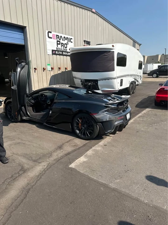 2017 McLaren 570S - Image 10 of 14