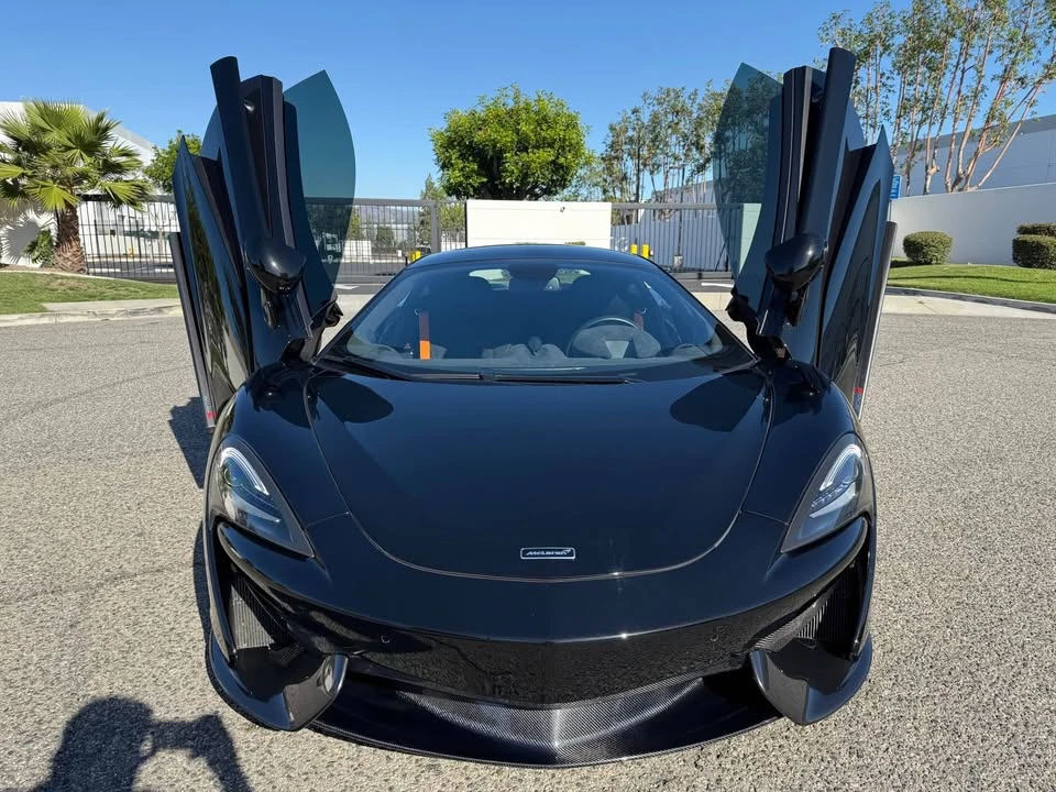 2017 McLaren 570S - Image 2 of 13
