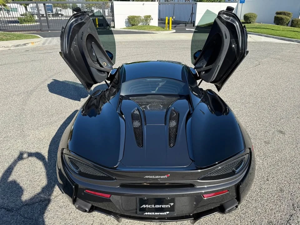 2017 McLaren 570S - Image 11 of 13