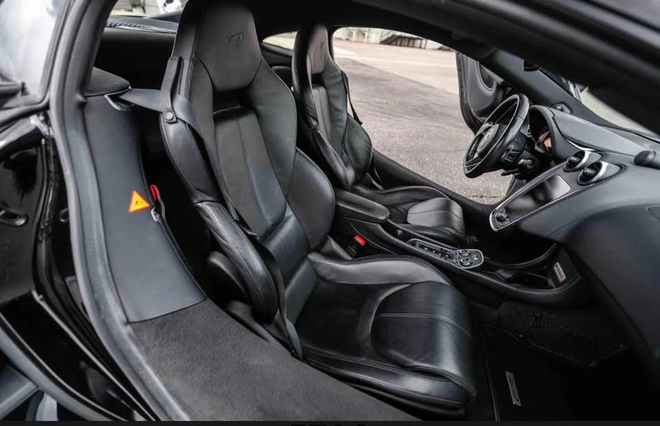2017 McLaren 570S - Image 4 of 14