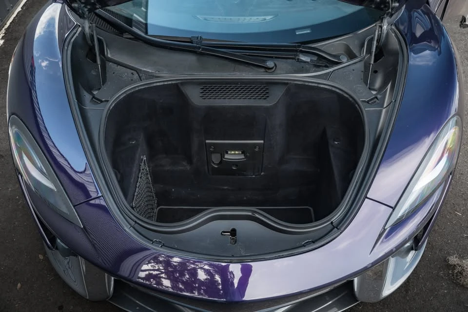 2017 McLaren 570S - Image 12 of 20