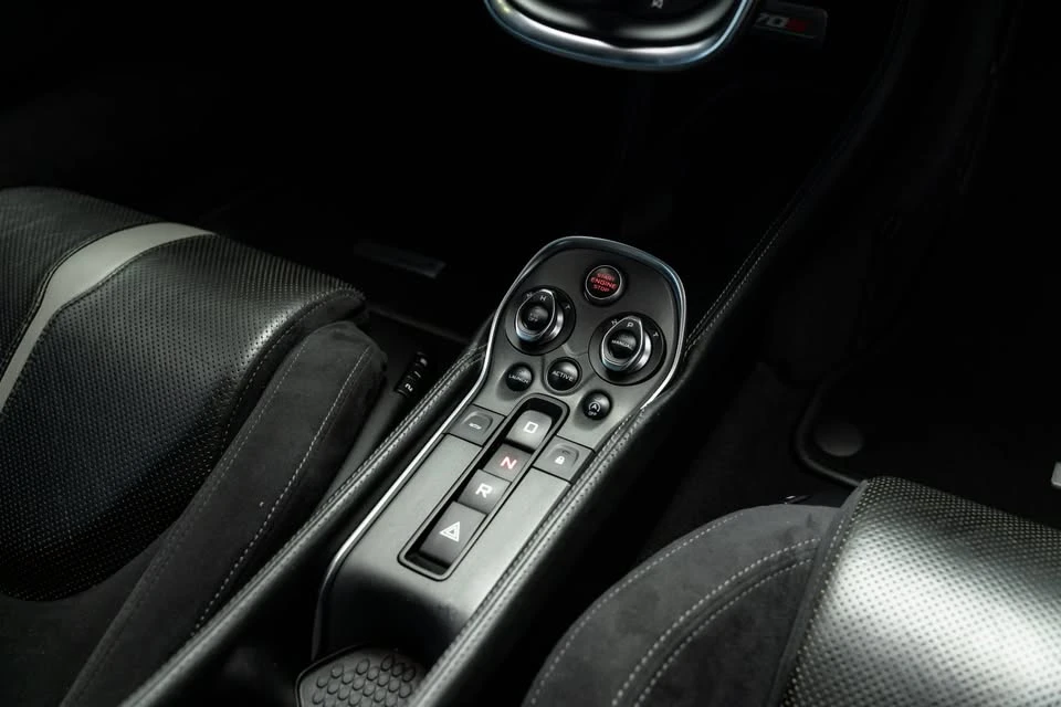 2017 McLaren 570S - Image 17 of 20