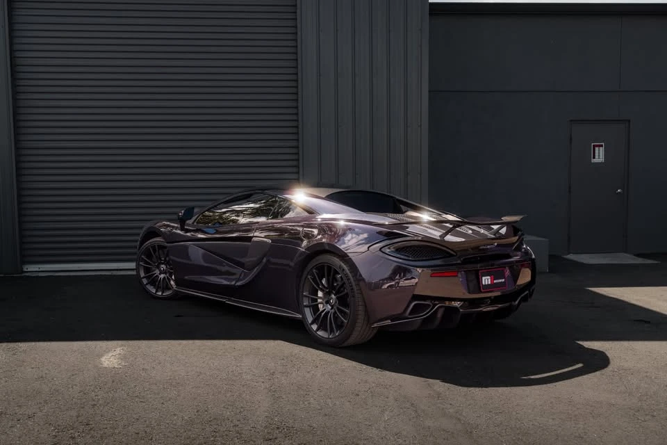 2017 McLaren 570S - Image 7 of 20