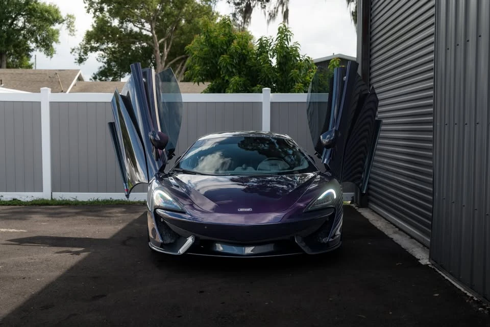 2017 McLaren 570S - Image 3 of 20