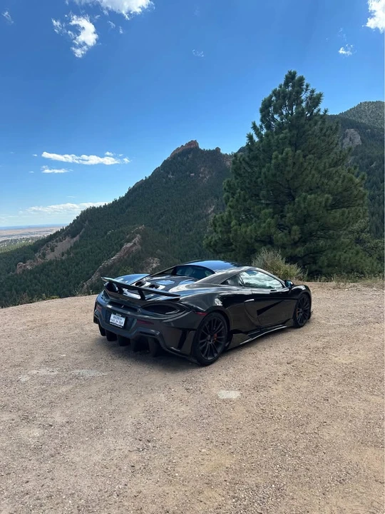 2017 McLaren 570S - Image 9 of 16