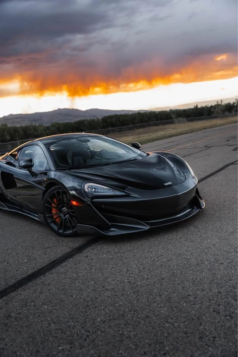2017 McLaren 570S - Image 2 of 16