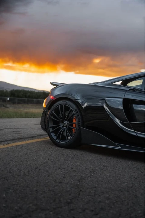 2017 McLaren 570S - Image 6 of 16
