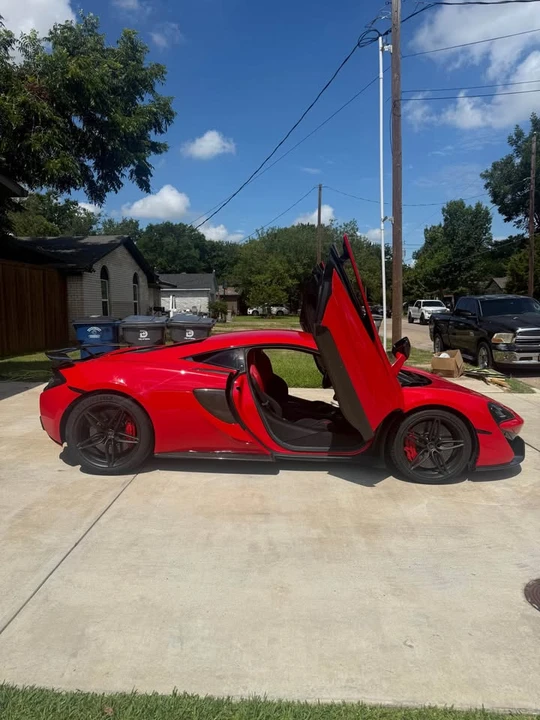 2017 McLaren 570S - Image 5 of 18