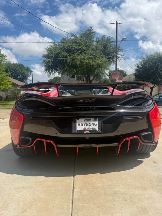 2017 McLaren 570S - Image 9 of 18