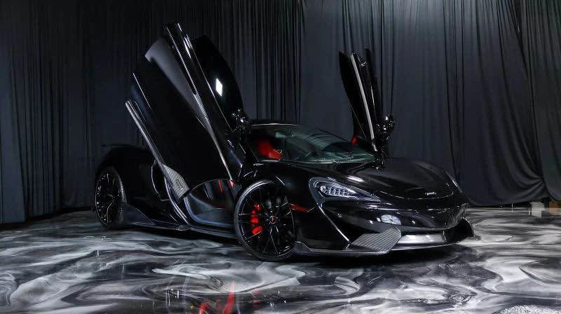 2017 McLaren - Image 2 of 18