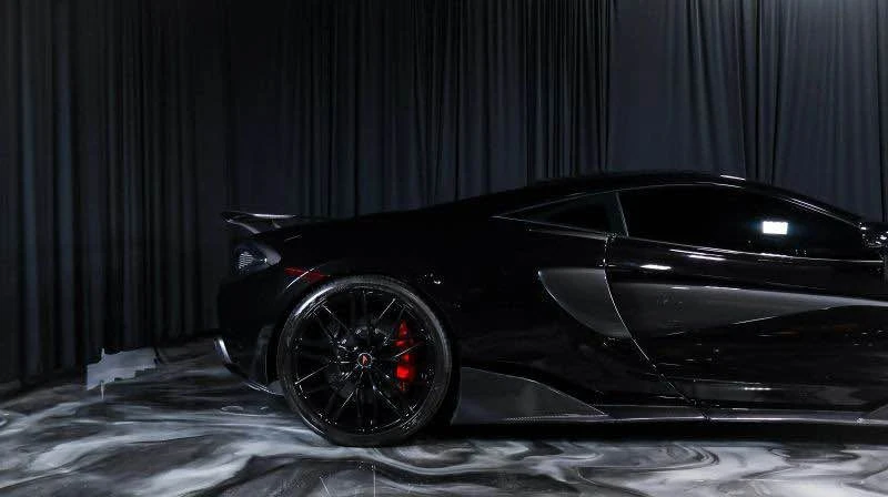 2017 McLaren - Image 4 of 18
