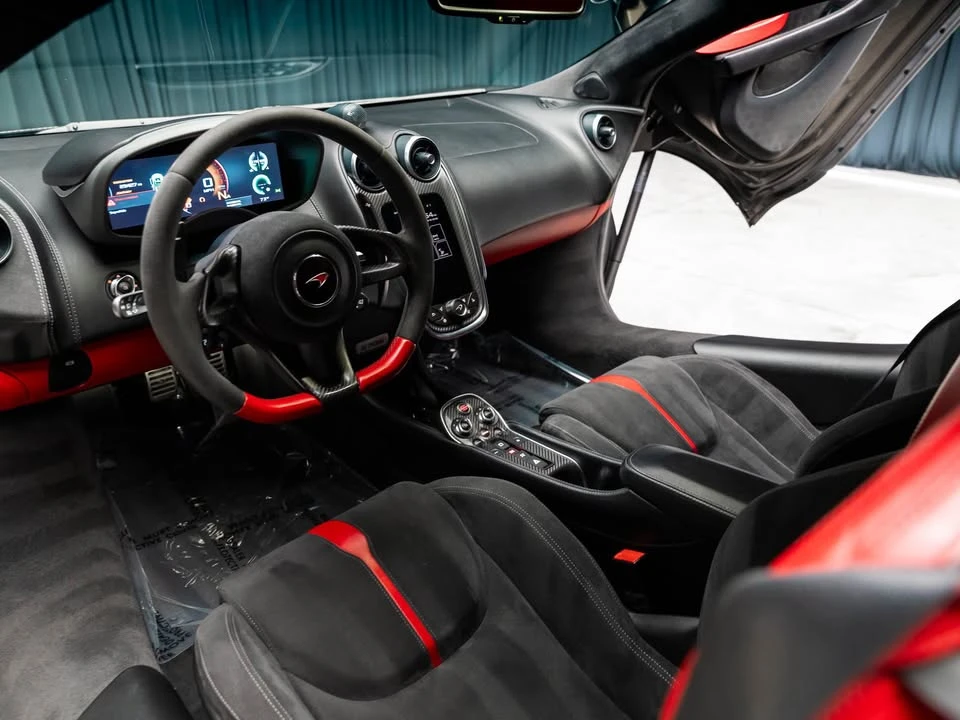 2017 McLaren 570S - Image 4 of 18