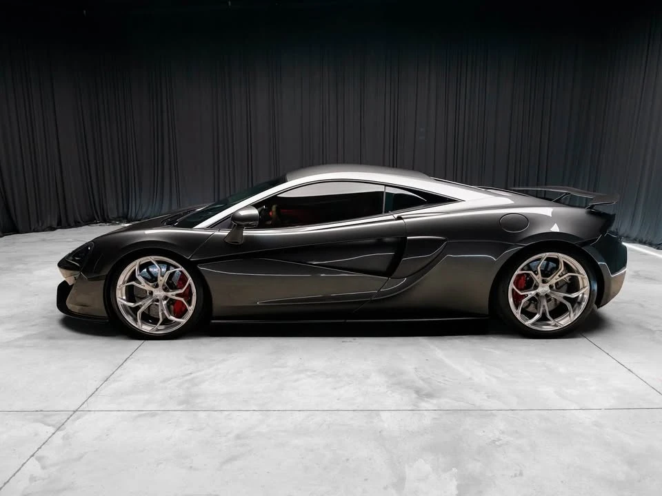 2017 McLaren 570S - Image 7 of 18