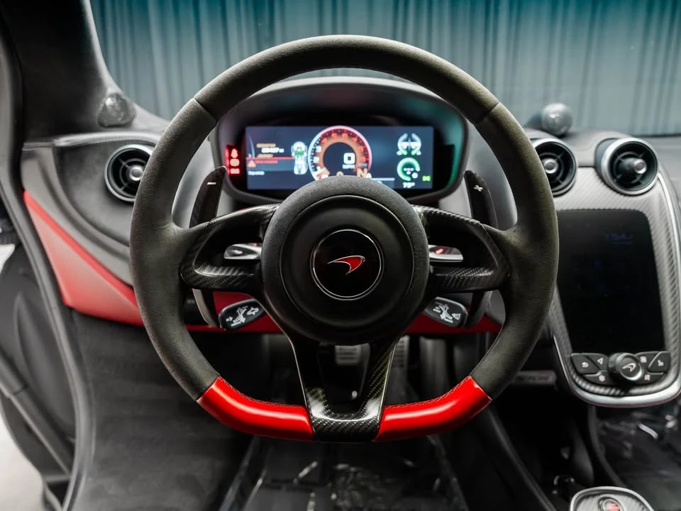 2017 McLaren 570S - Image 16 of 18