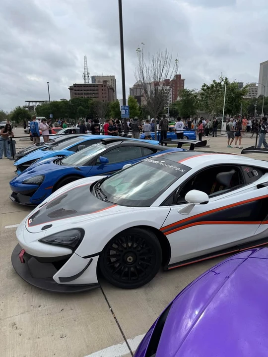 2017 McLaren 570S - Image 3 of 17