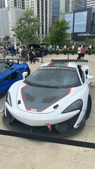 2017 McLaren 570S - Image 4 of 17