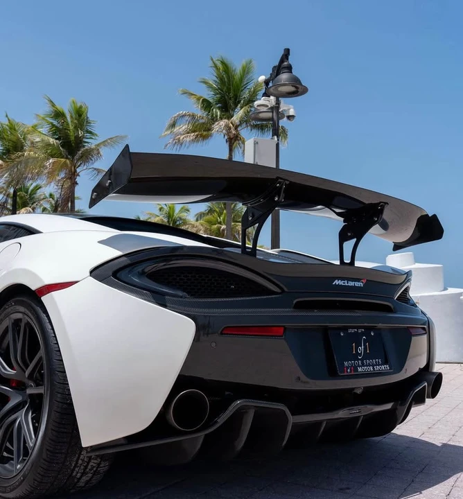 2017 McLaren 570S - Image 5 of 6
