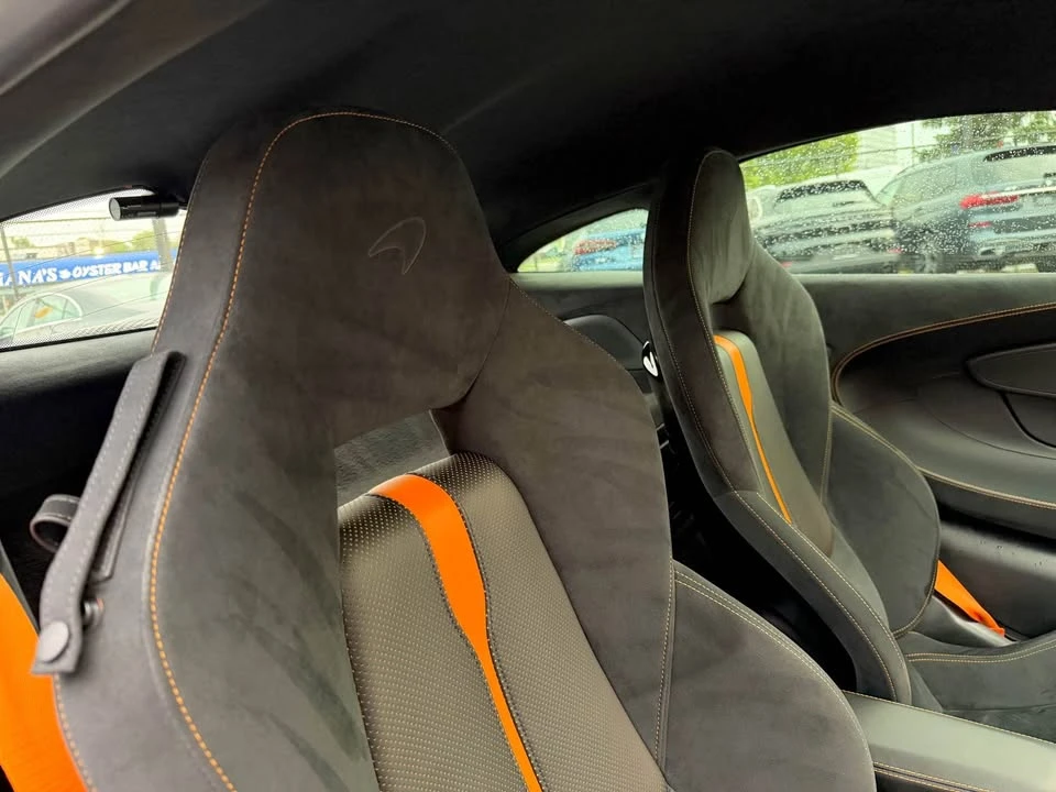 2017 McLaren 570S - Image 11 of 20