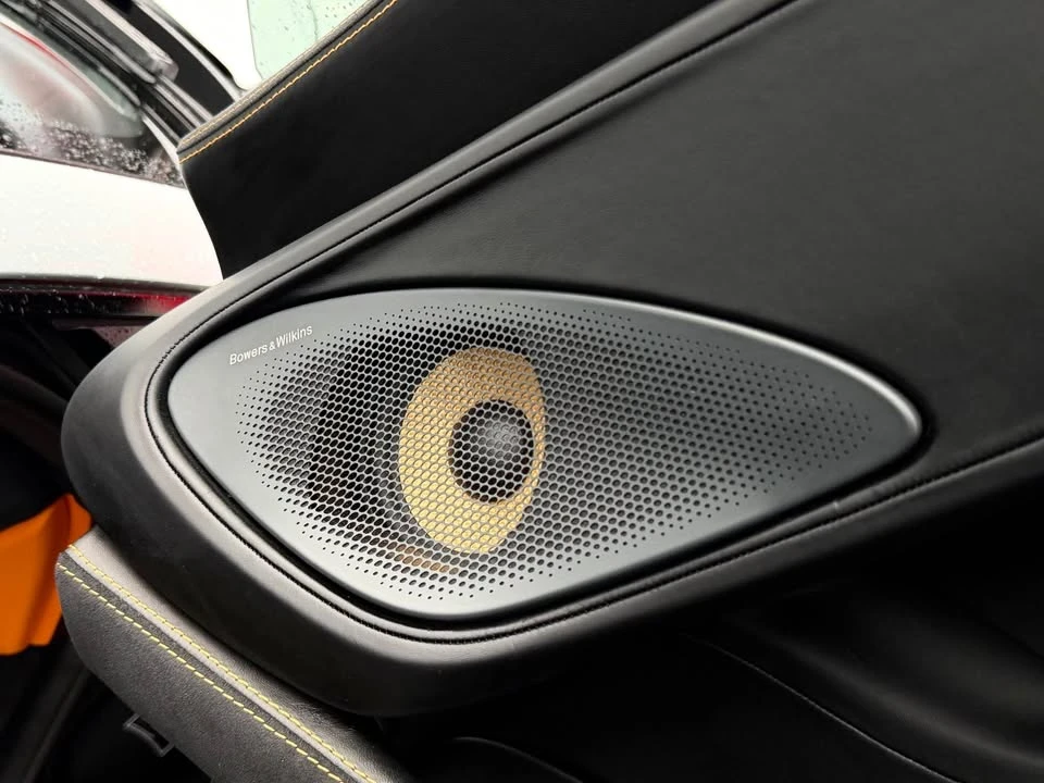 2017 McLaren 570S - Image 18 of 20