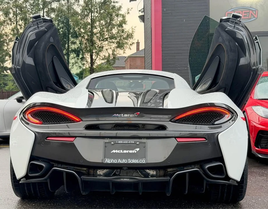2017 McLaren 570S - Image 4 of 20