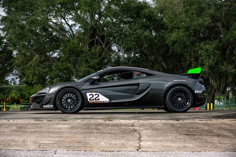 2017 McLaren 570S - Image 2 of 31