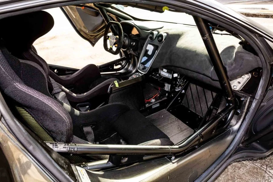 2017 McLaren 570S - Image 8 of 31