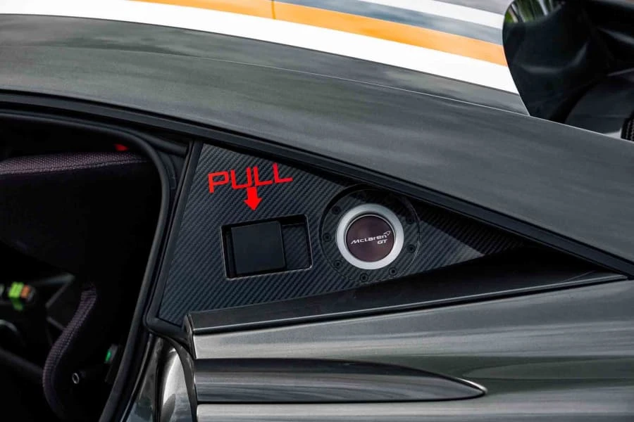 2017 McLaren 570S - Image 12 of 31