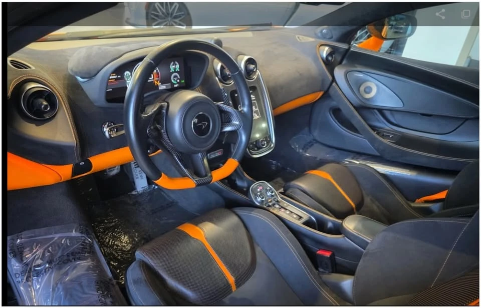 2017 McLaren 570S - Image 10 of 15