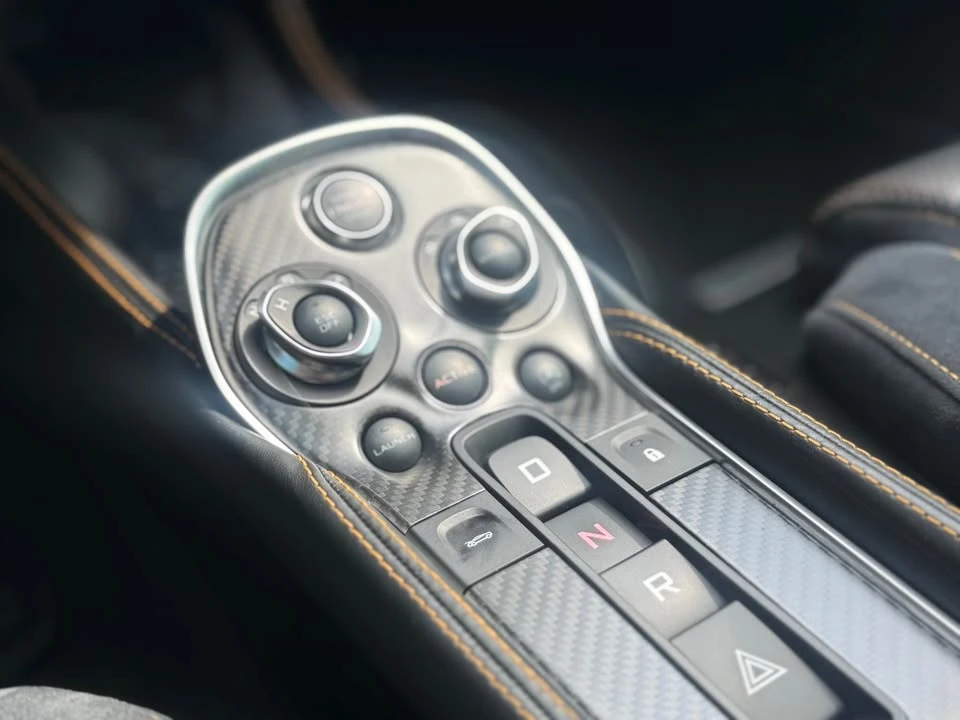2017 McLaren 570S - Image 11 of 15