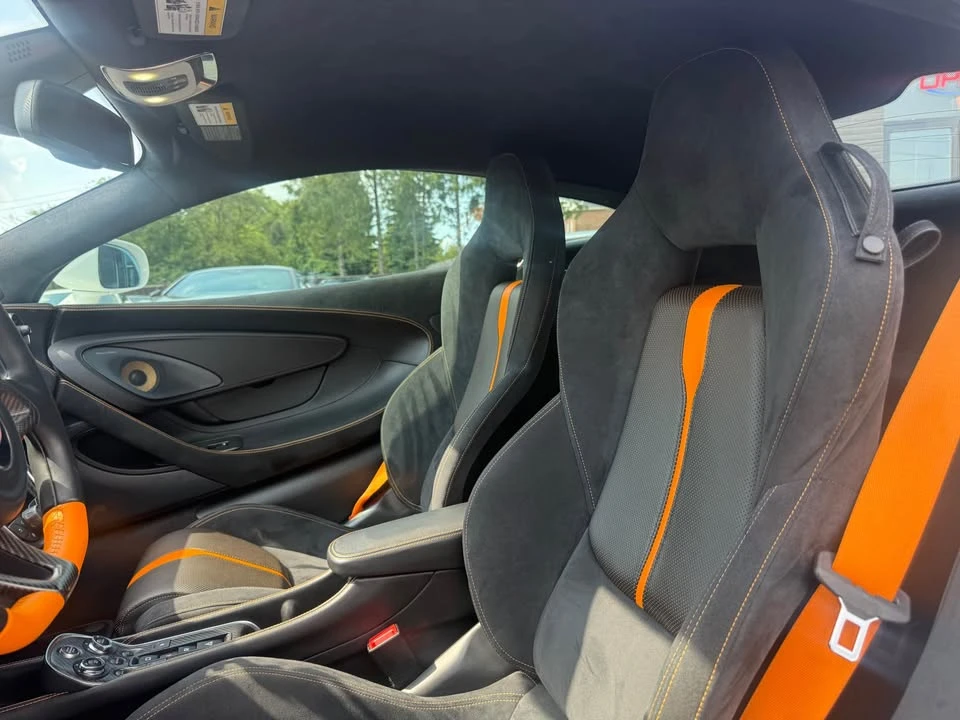 2017 McLaren 570S - Image 8 of 15