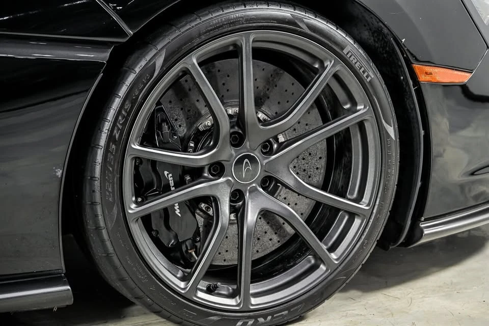 2017 McLaren 570S - Image 12 of 20
