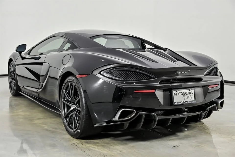 2017 McLaren 570S - Image 7 of 20