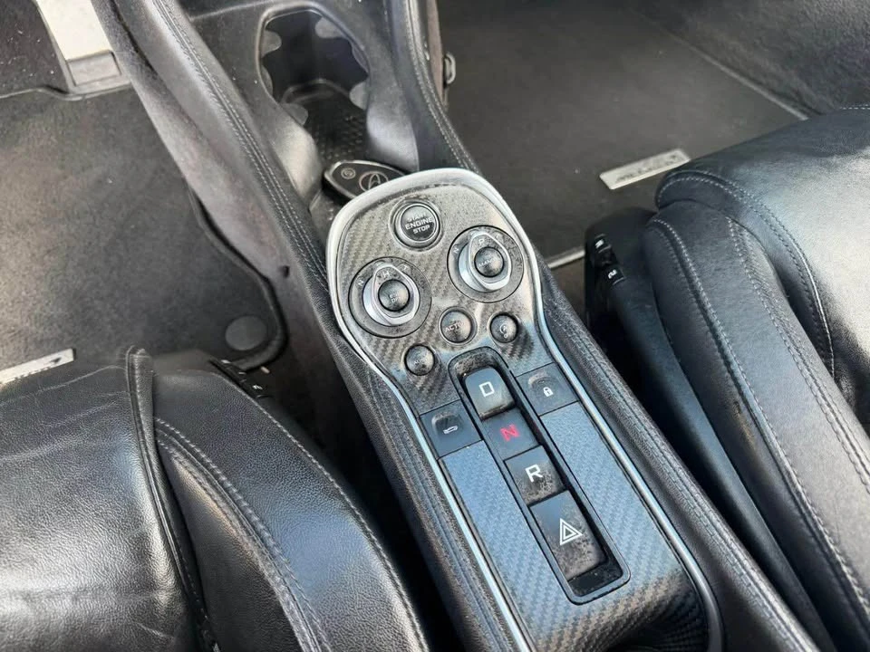 2017 McLaren 570S - Image 13 of 18